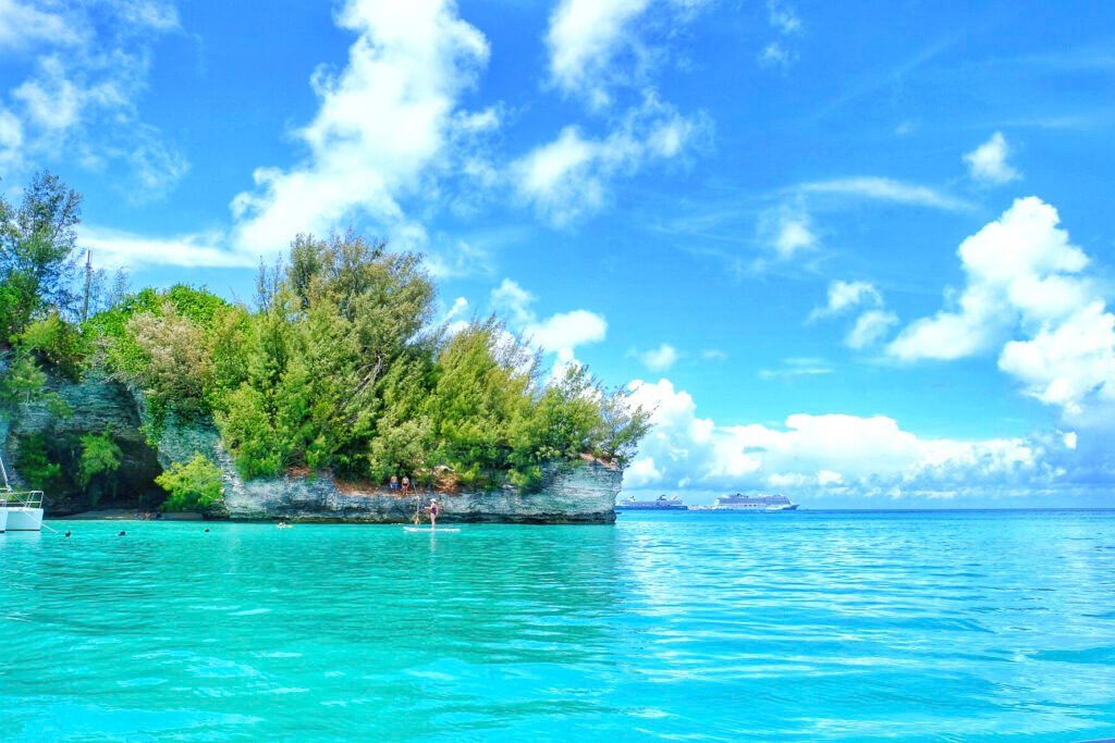 BERMUDA LUXURY CATAMARAN