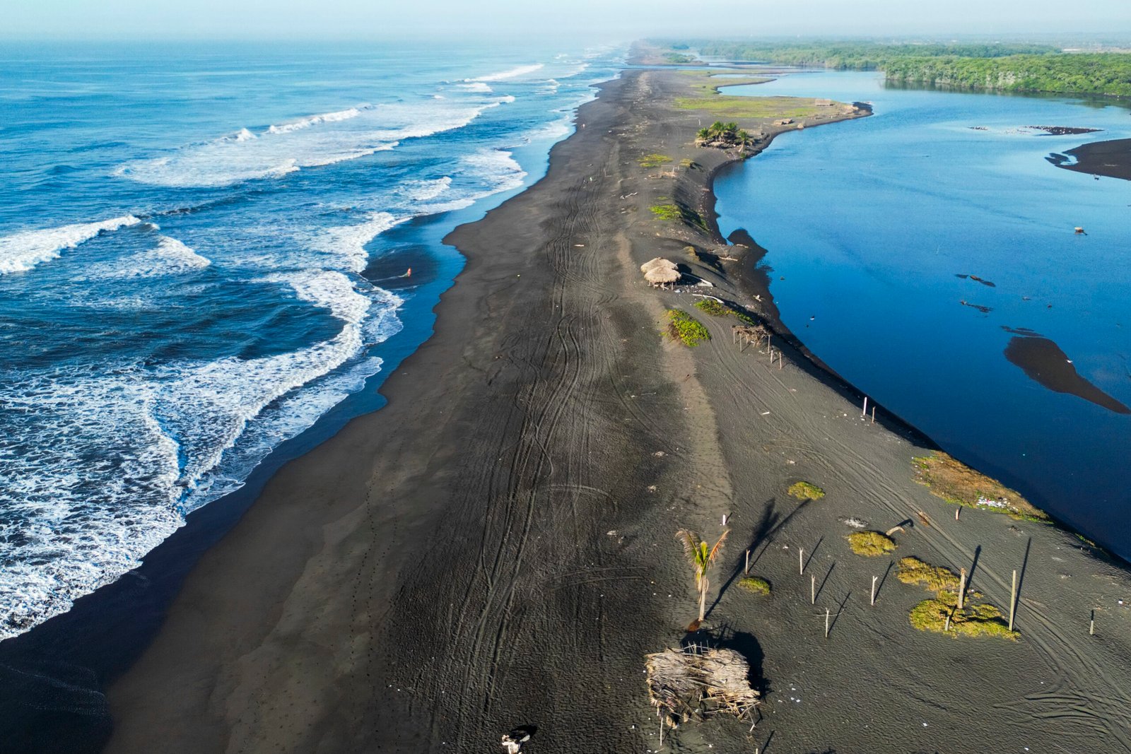 Playa el Paredon Guatemala black sand beach